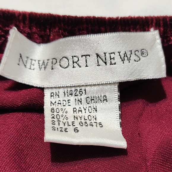 Newport News Vintage Velour Top - Picture 5 of 5